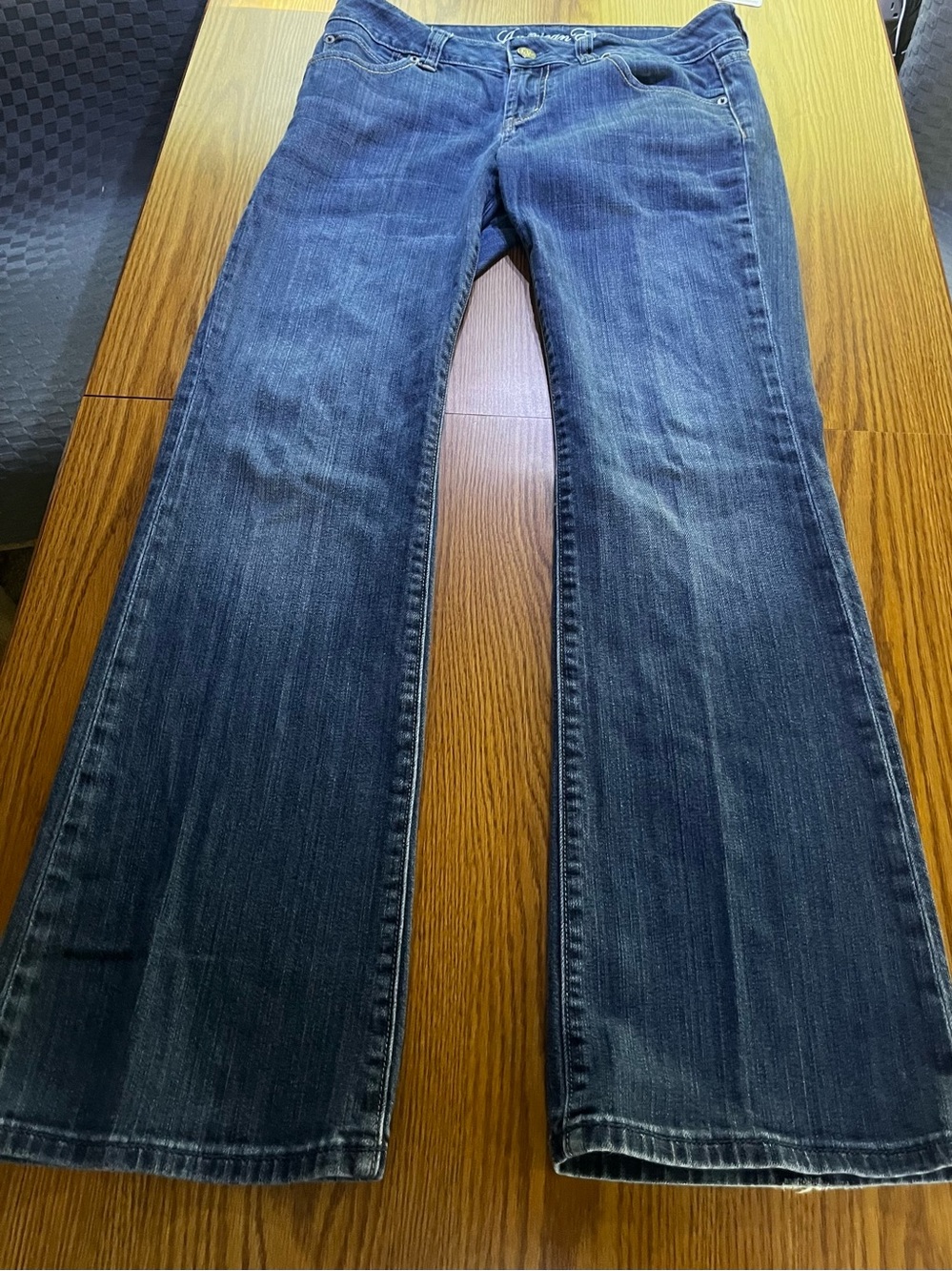 American Eagle Favorite Boyfriend Classic Women's Bootcut Jeans - Size 8 Regular